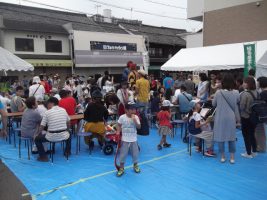 鳴海ここよい祭り 当店ブース付近の様子