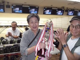 優勝の江嵜朝江さん