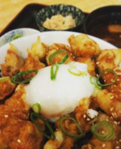 新しい丼の試作品